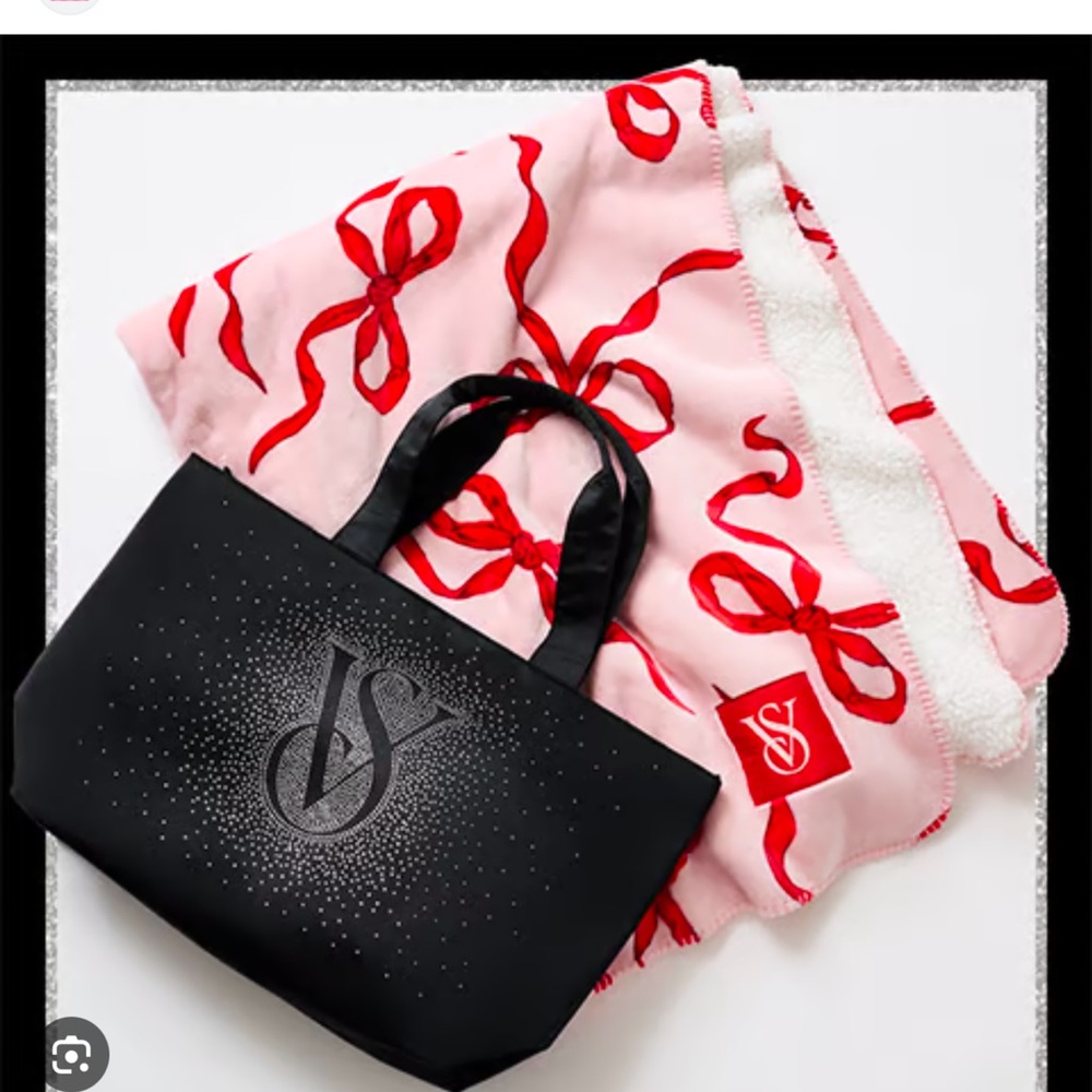 Victoria secret JUST THE BLANKET